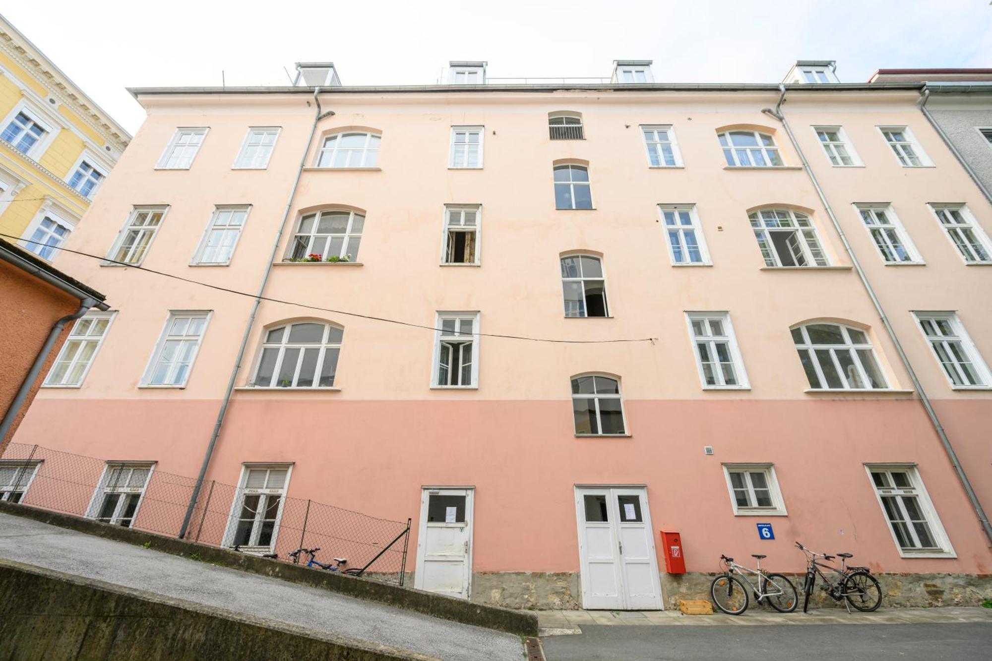 Spacious Apartment In Graz For 6 People Exterior foto