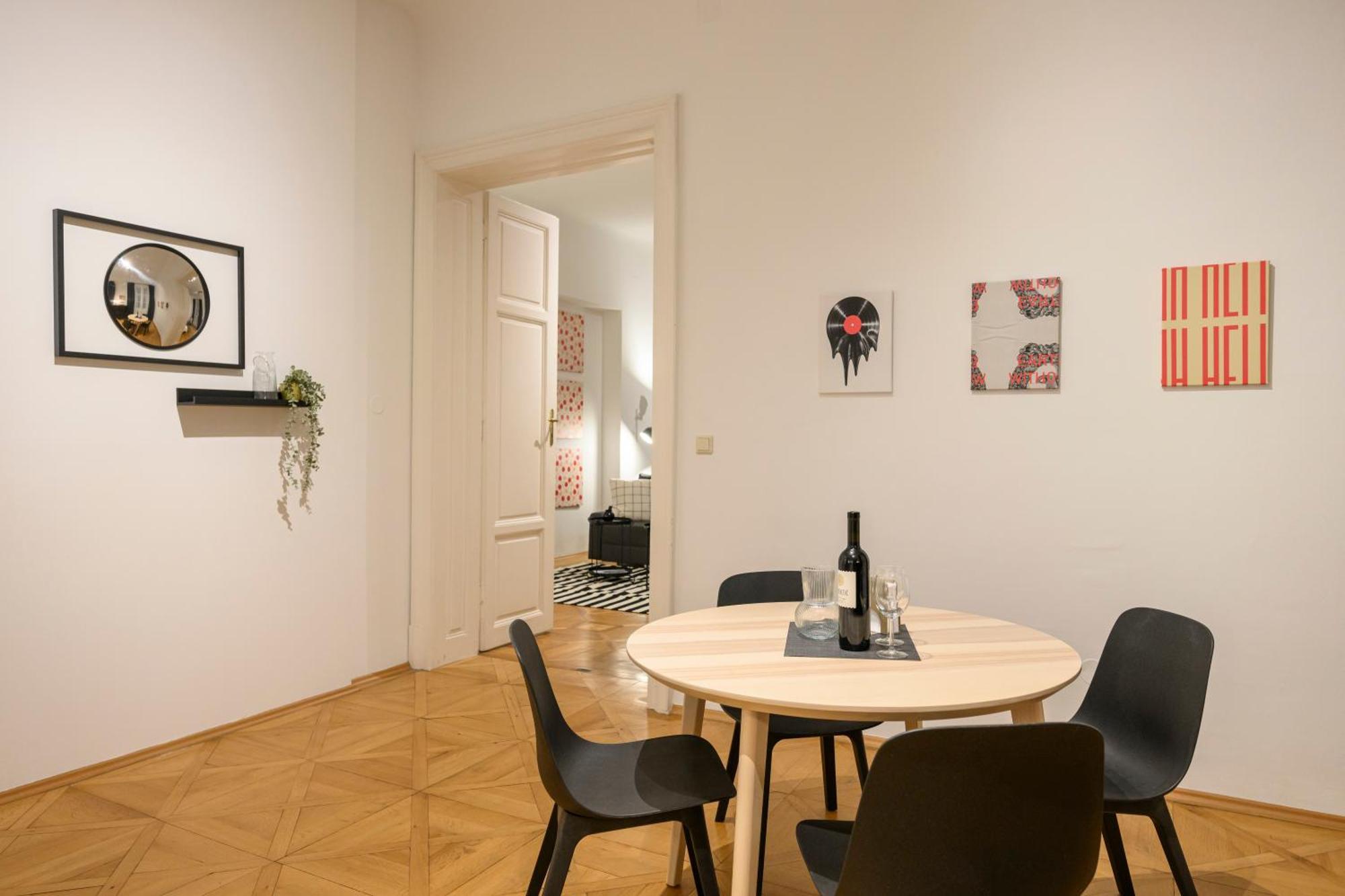 Spacious Apartment In Graz For 6 People Exterior foto