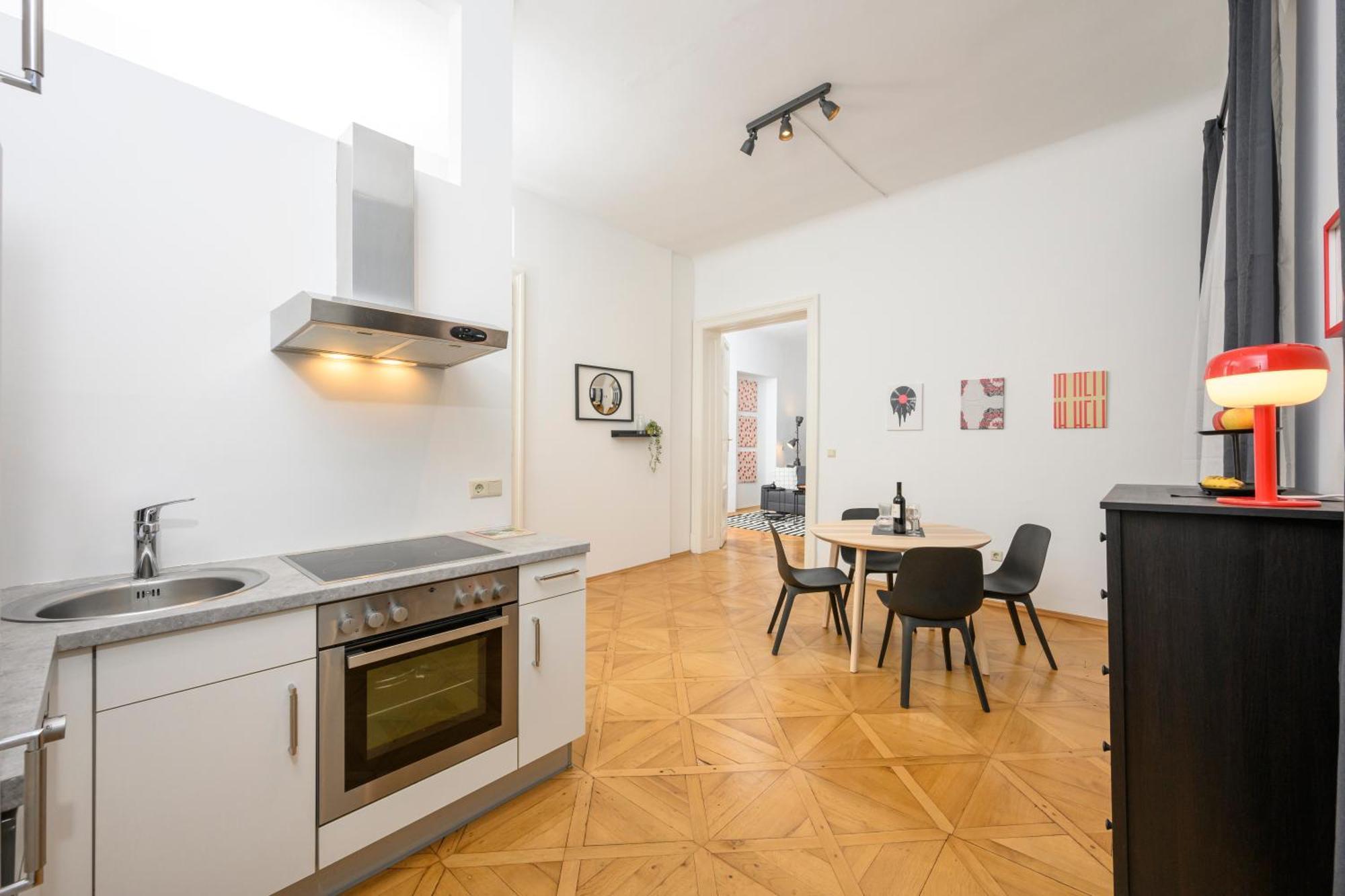 Spacious Apartment In Graz For 6 People Exterior foto