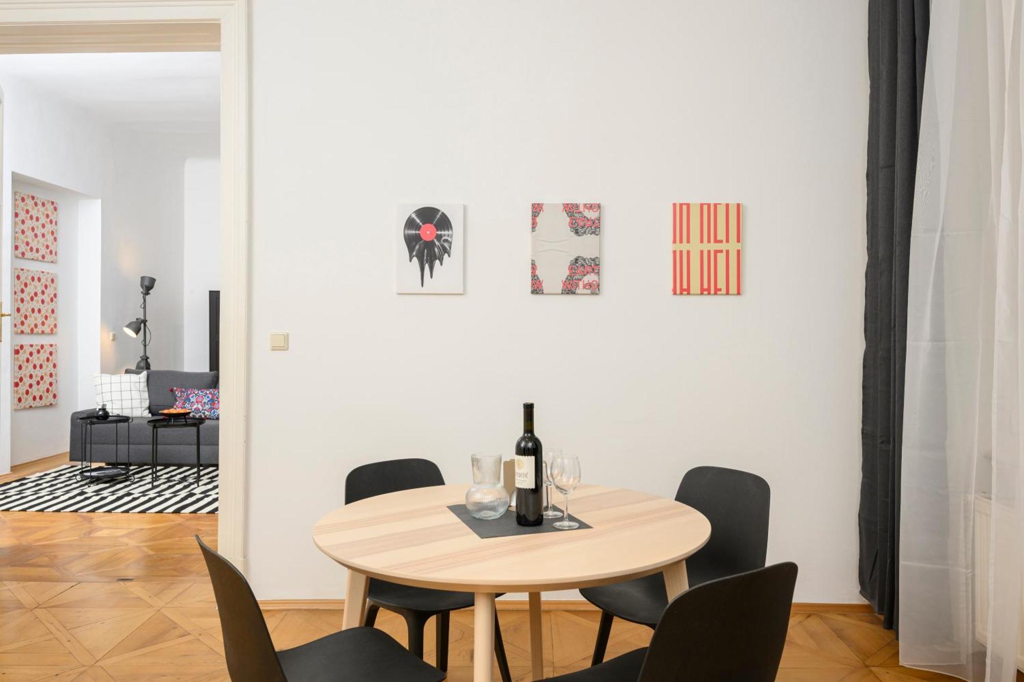 Spacious Apartment In Graz For 6 People Exterior foto